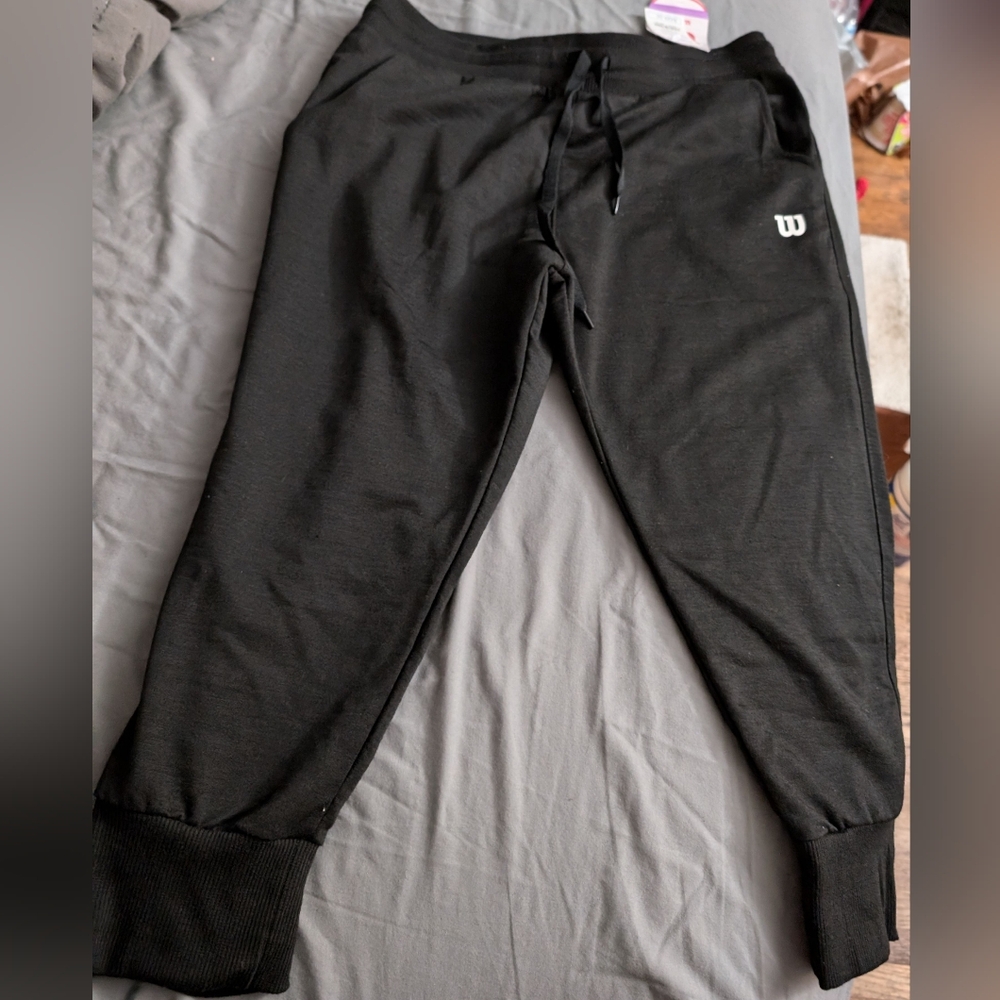 Black Cropped joggers